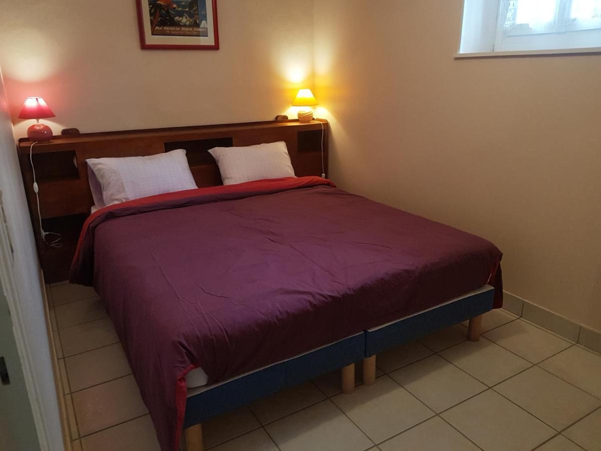 Gite De Champdore Nanthiat Kültér fotó